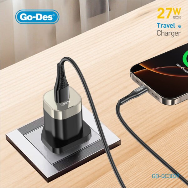 Go-Des 25W QC3.0 Travel Charger 2in1 PD Charger with 1000MM USB Type-C to USB-A